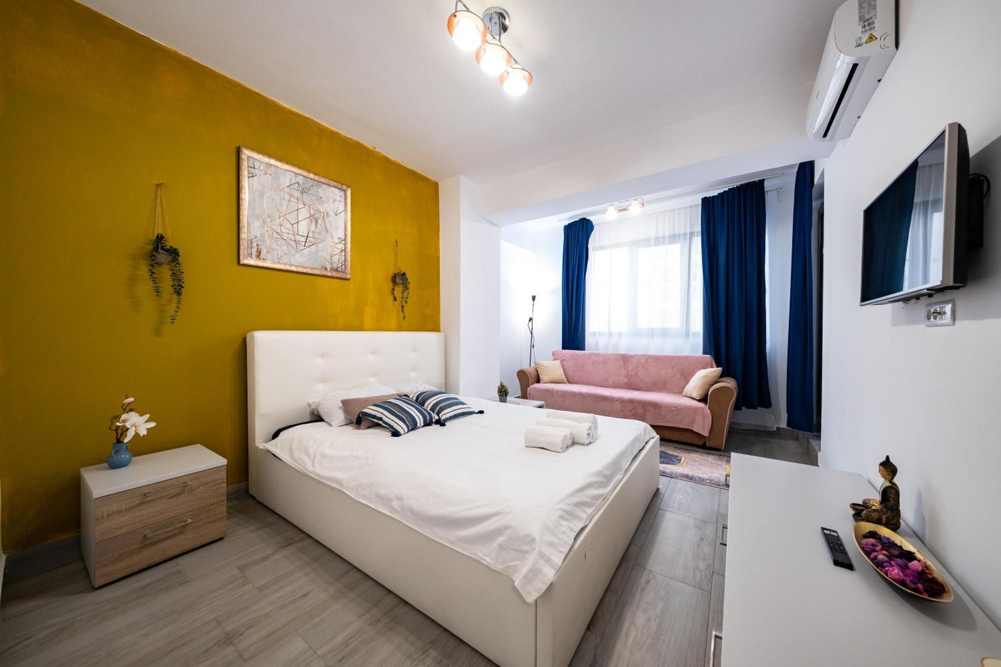 The Golden Studio - With Free Gym Bukarest Exteriör bild