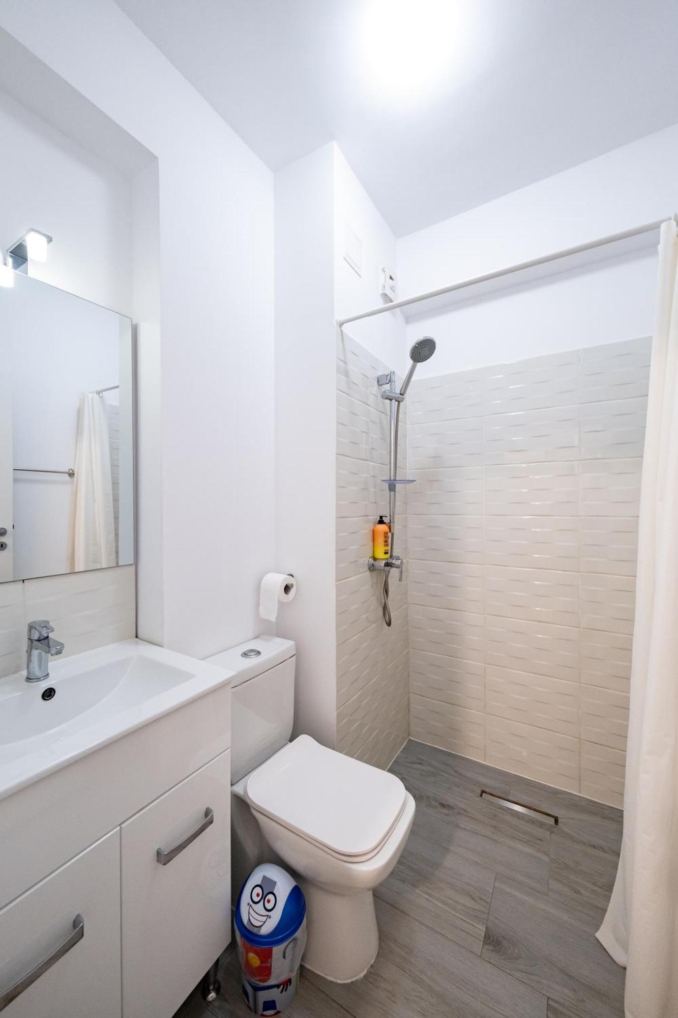 The Golden Studio - With Free Gym Bukarest Exteriör bild