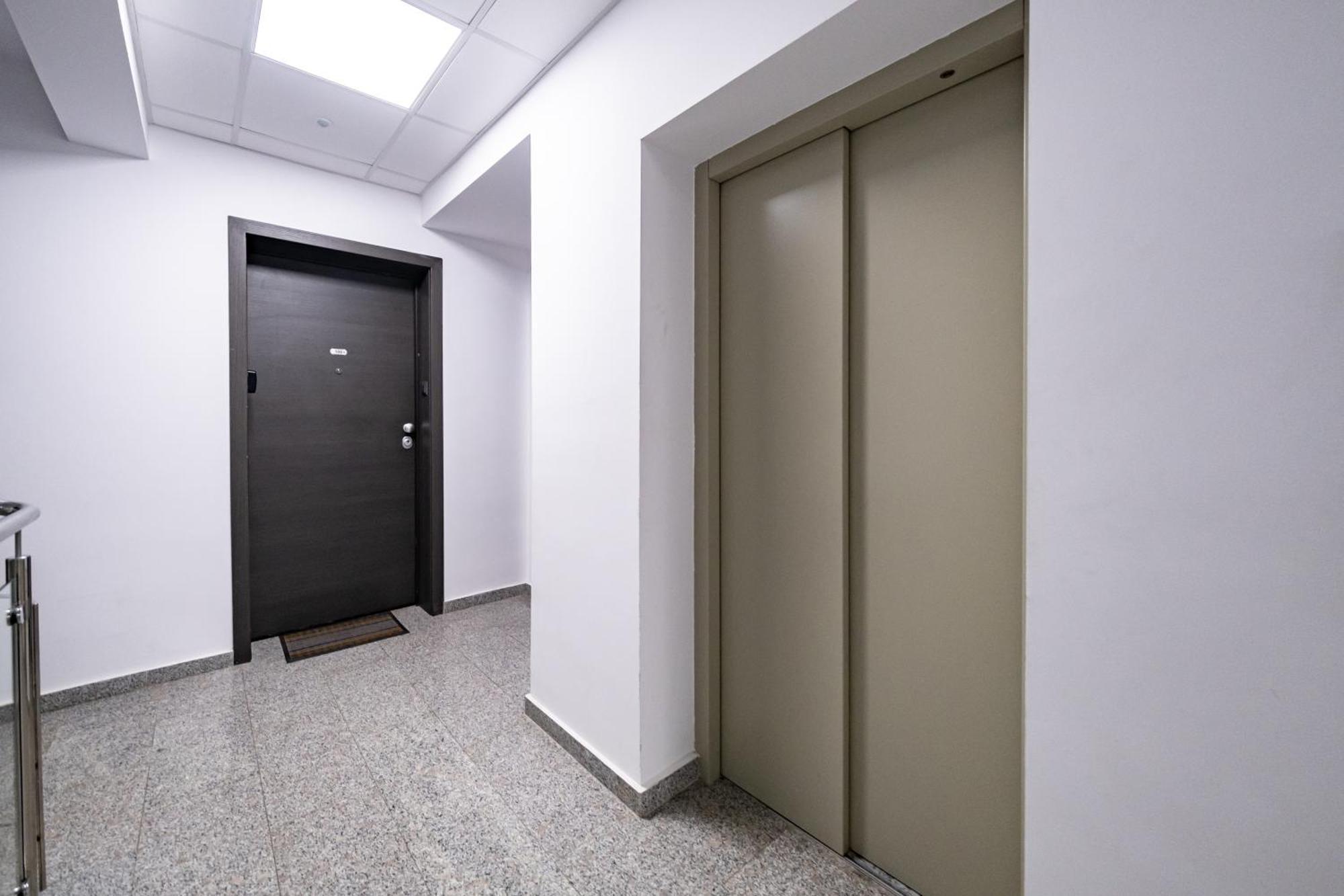 The Golden Studio - With Free Gym Bukarest Exteriör bild